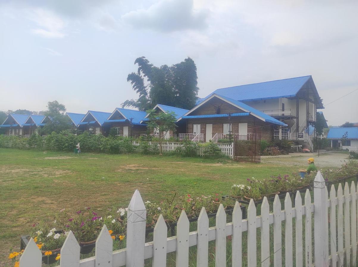 Changs Resort Kaharpara Exterior photo