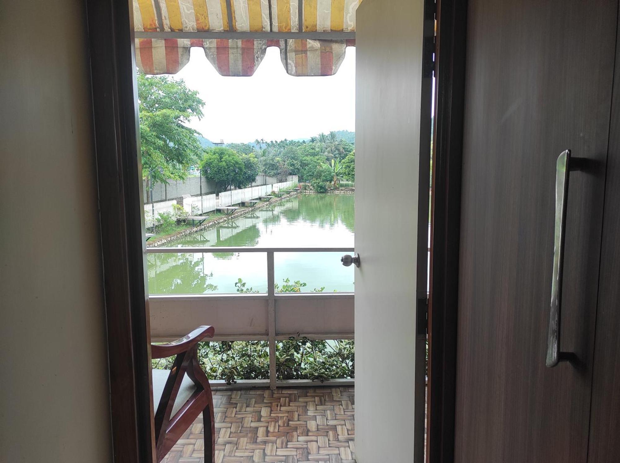 Changs Resort Kaharpara Exterior photo
