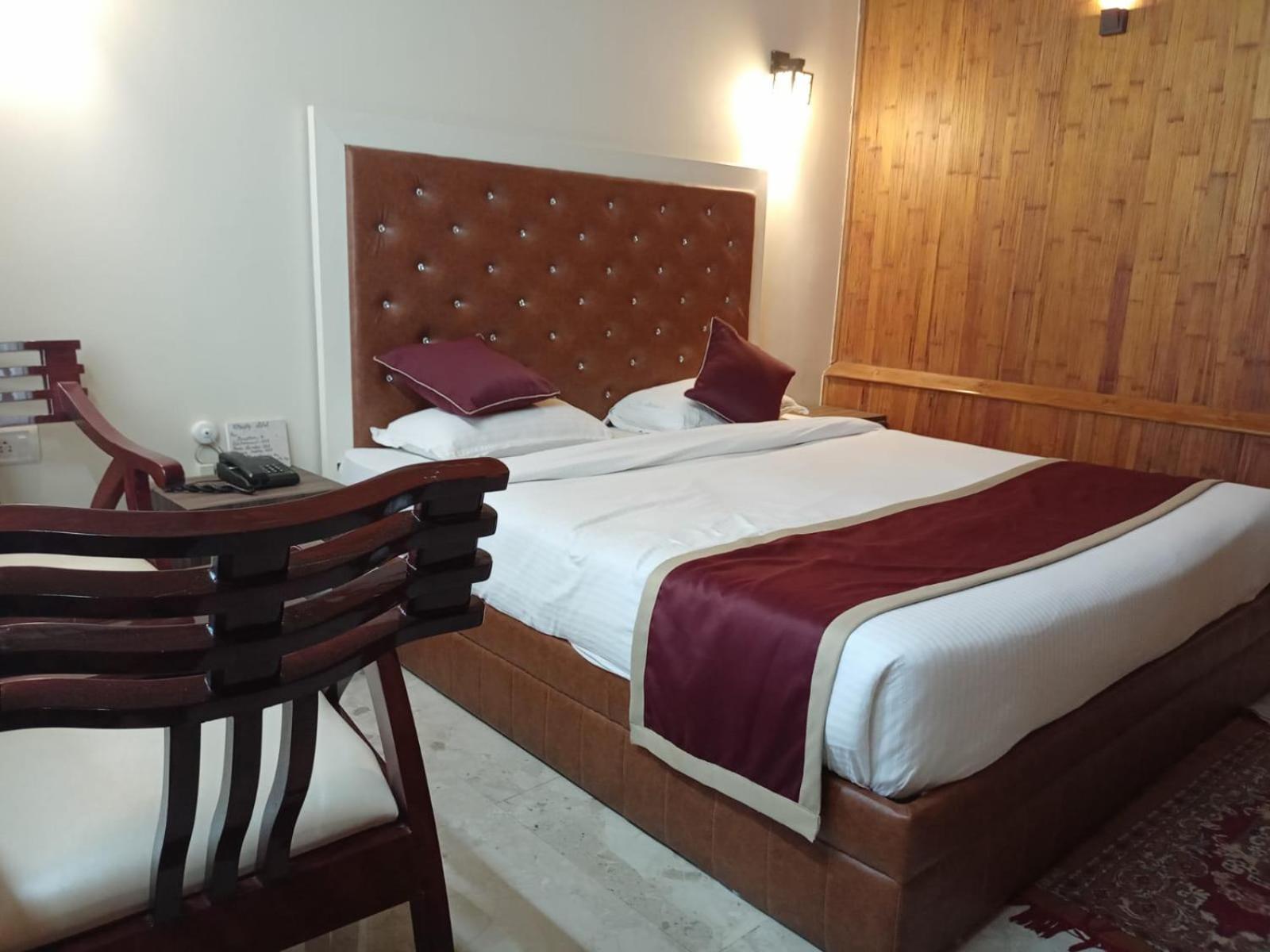 Changs Resort Kaharpara Exterior photo