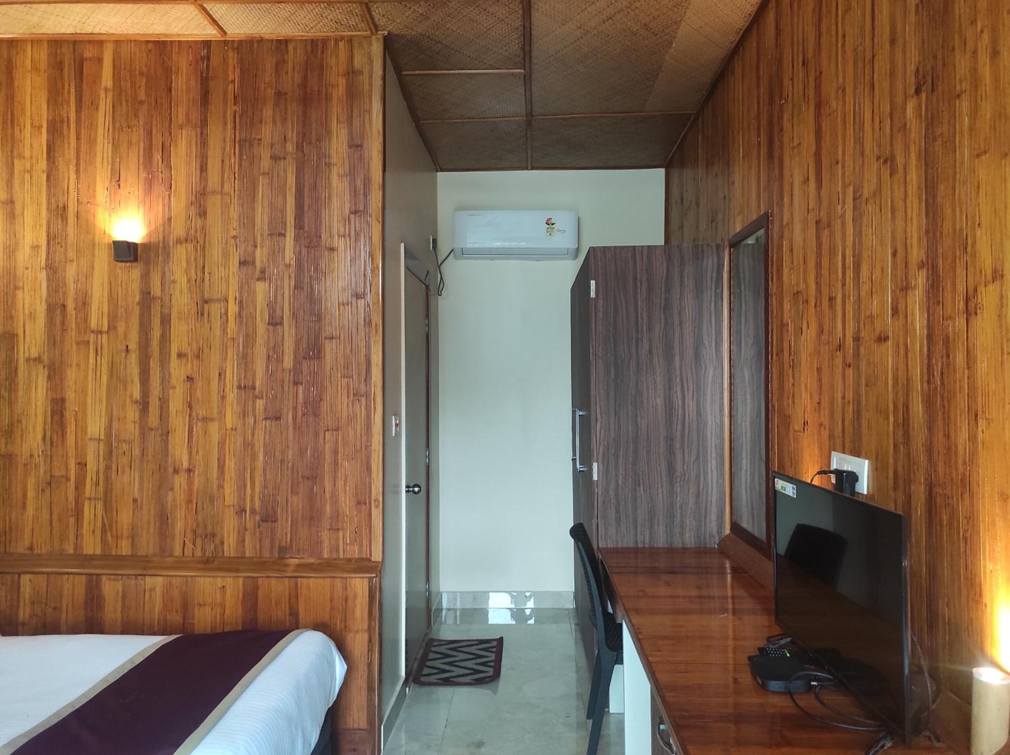 Changs Resort Kaharpara Exterior photo